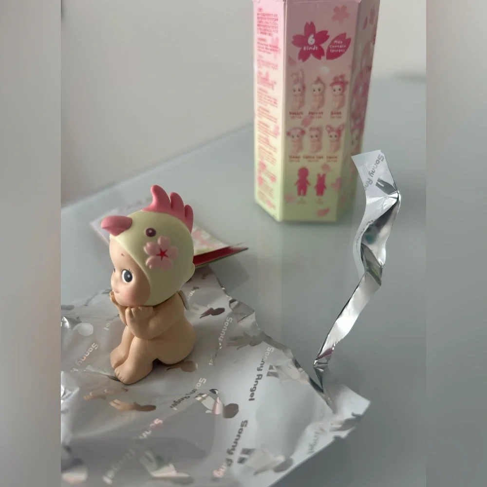 Viral Sonny Angel Cherry Blossom Series Parrot Figure - Picture 5 of 6